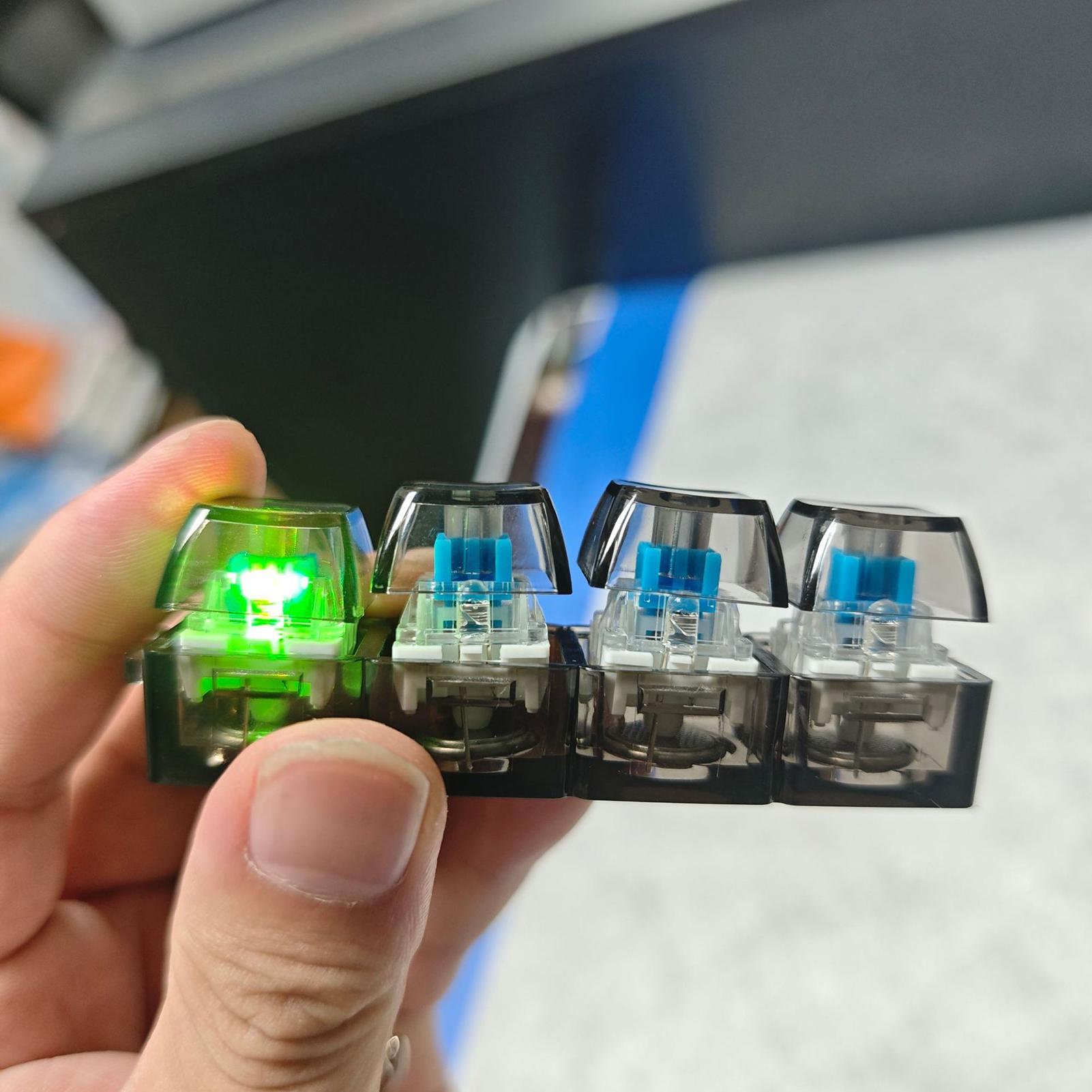 ของเล่นคลายเครียดแบบกดปุ่ม คีย - Mechanical Switch Tester บทวิจารณ์และราคา