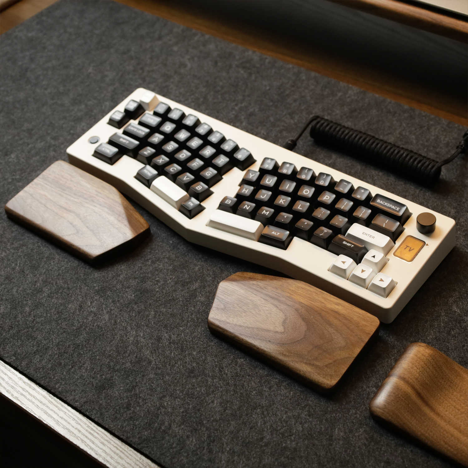 แยกคีย์บอร์ด Hand Rest ไม้เดิม - Wrist Rest Wood บทวิจารณ์และราคา