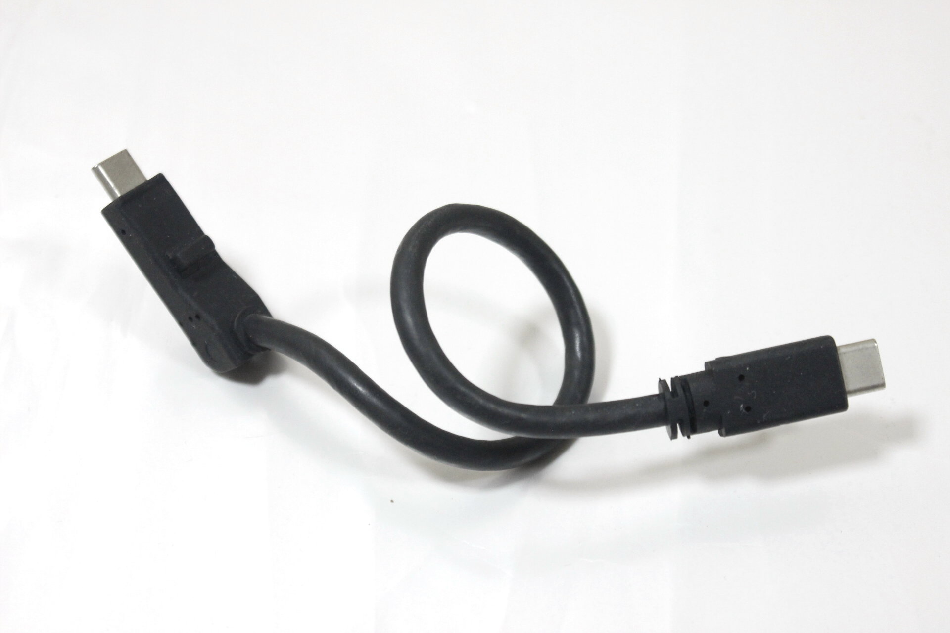 สายเคเบิล USB-C 3.2 Gen2 20V 5 - Coiled Usb Cable บทวิจารณ์และราคา